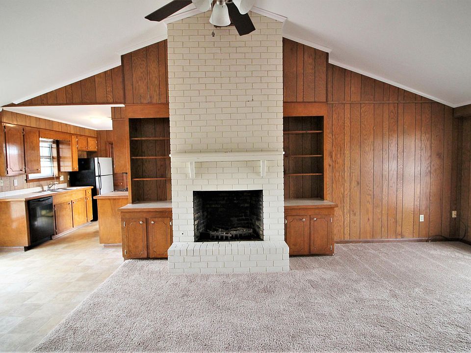 2nd image of 8 North Ln
