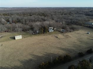 30405 Oak Grove Rd, Paola, KS 66071