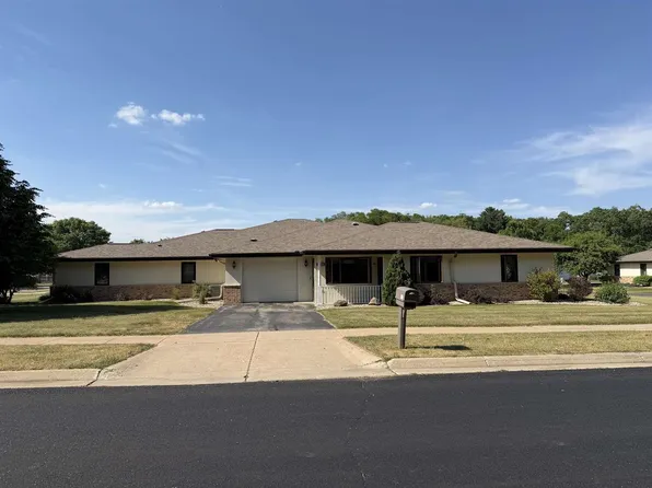 635 W Slifer Street #D, Portage, WI 53901