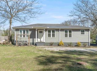 581 Springdale Rd, Mount Olive, AL 35117