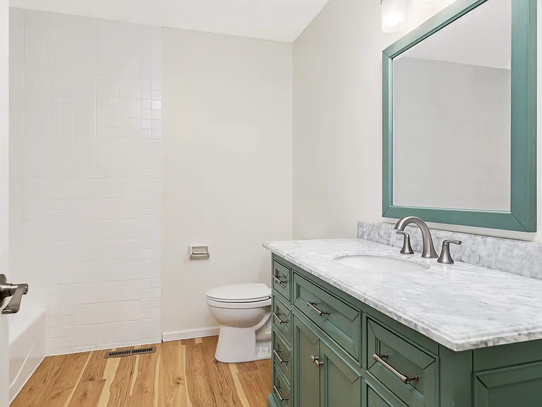 420 Buchanan St NE — Photo 25