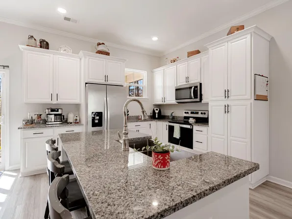 3045 Old Gilliard Rd, Holly Hill, SC 29059