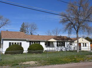 1908 S 4th Ave, Cheyenne, WY 82007