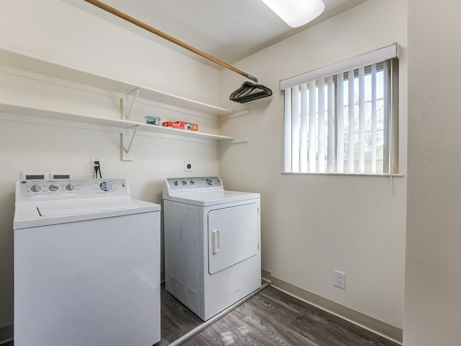 Eucalyptus Ridge - Military Housing — Photo 2