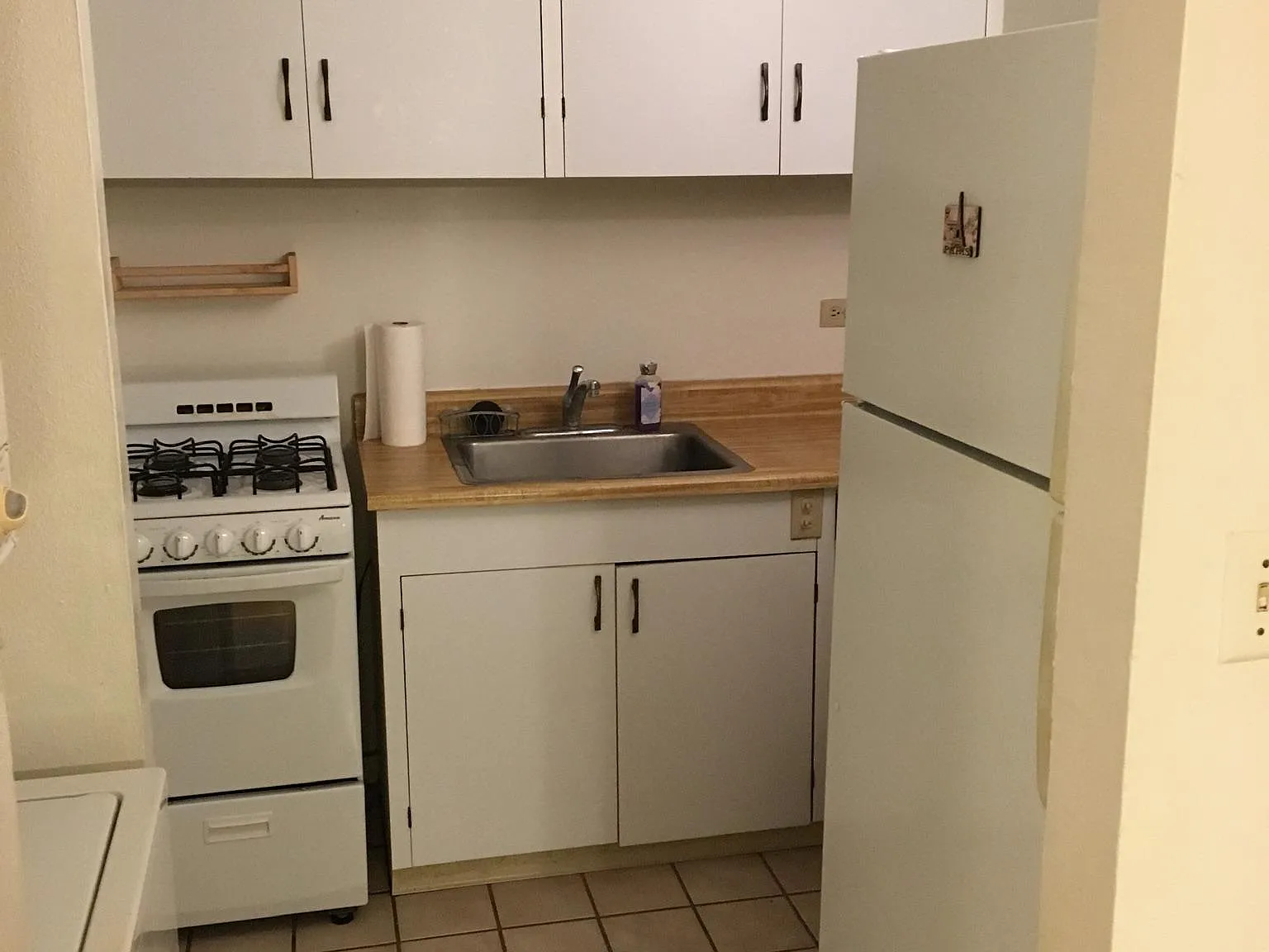 2 bed, 620 sqft, $2,300 — Photo 4