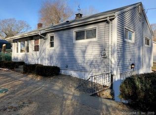 16 Bluff Rd, Gales Ferry, CT 06335