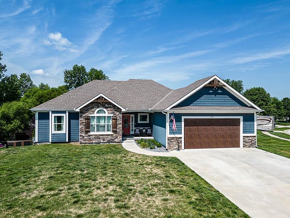 1st image of 652 Shady Bend Dr