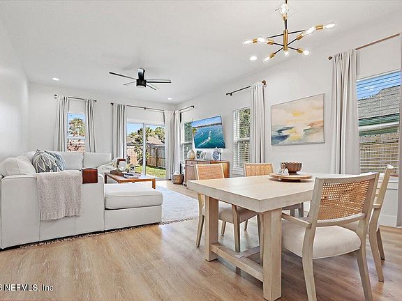5th image of 635 5TH Avenue S