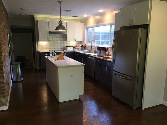 5th image of 247 James River Dr