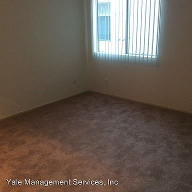 2nd image of 17339 Vanowen St APT 208