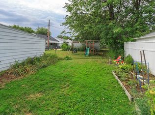 328 Bunker Ave, Willowick, OH 44095