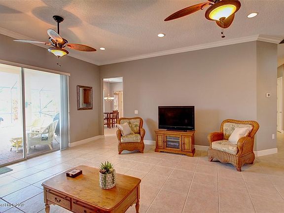 4th image of 5801 Rusack Dr