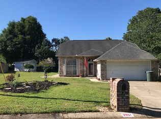 2951 Charter Oaks Ln, Pensacola, FL 32514