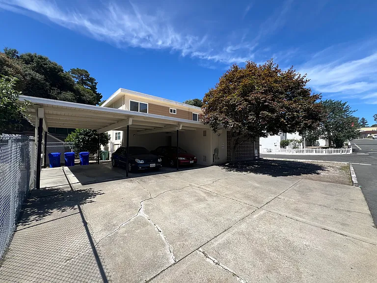 San Pablo Ave — Photo 3