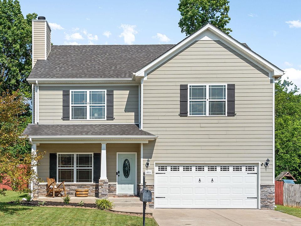 1st image of 899 Cherry Blossom Ln