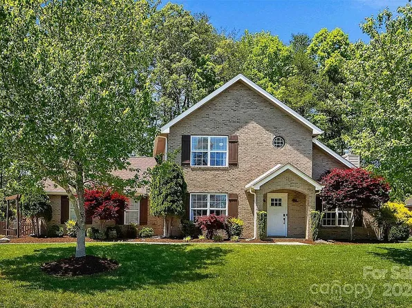1313 Crown Ridge Dr, Fort Mill, SC 29708