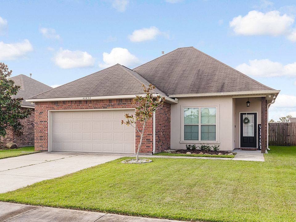 1st image of 42654 Baystone Ave
