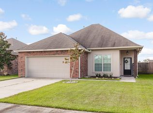 42654 Baystone Ave, Prairieville, LA 70769