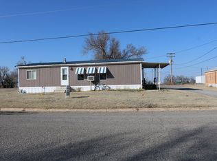 112 W Cleveland St, Coldwater, KS 67029