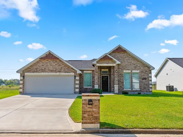 1310 Sailfish Dr, Bay City, TX 77414