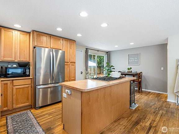 5th image of 26600 Weaver Avenue NW