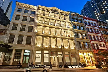 Rented by R New York