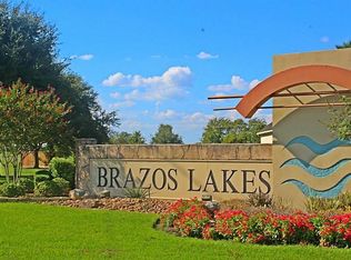 5718 Brazos Lakes Dr, Richmond, TX 77469