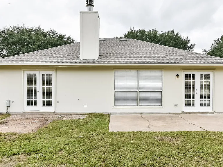 3122 Rainpark Ln — Photo 15