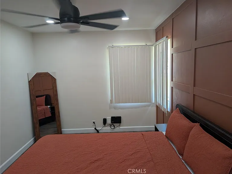 311 W Green St — Photo 10