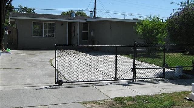 1st image of 1588 Midfield Ave