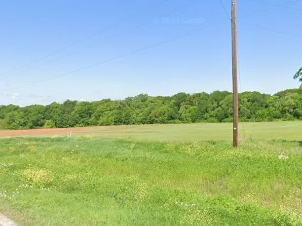 8024 County Road 204, Grandview, TX 76050