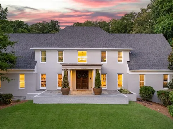 1496 Masters Club Dr, Sandy Springs, GA 30350
