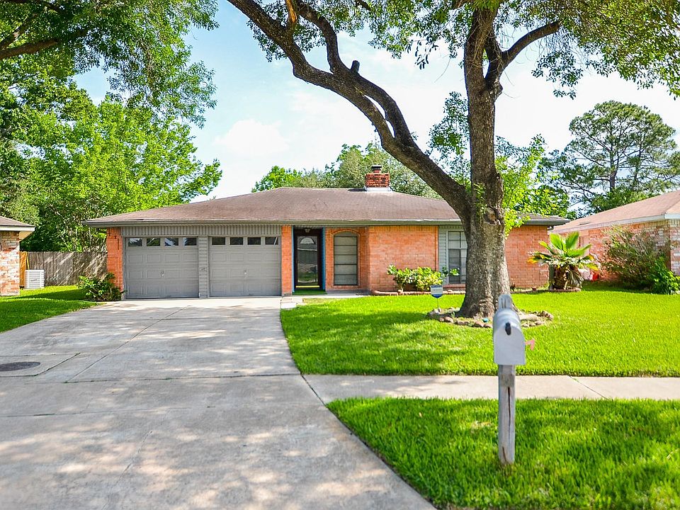 1st image of 11514 Montverde Ln