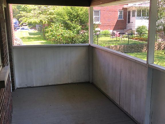 5th image of 824 E University St #1