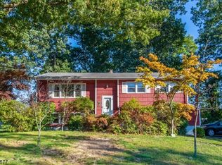 140 Sunset Ave, Butler, NJ 07405