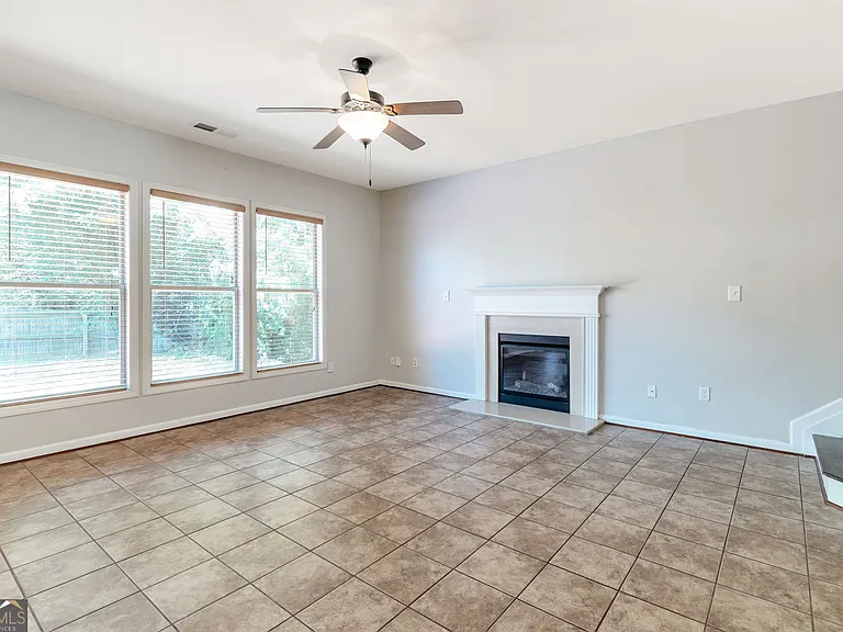 214 Farm Manor Ct — Photo 7