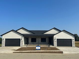 5101-5103 Singing Hills Blvd, Sioux City, IA 51106