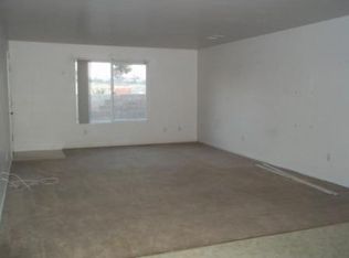 8012 Dennis Ct APT B, Bakersfield, CA 93306