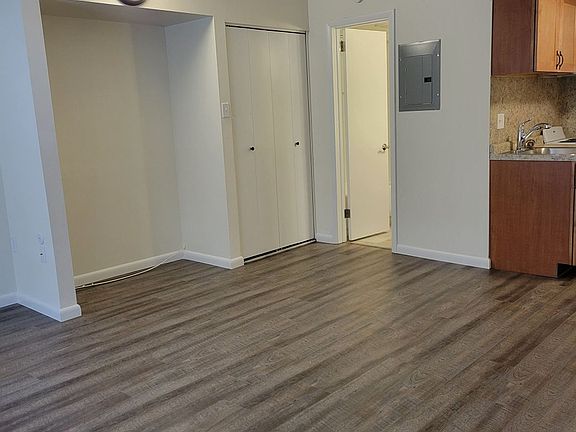3rd image of 831 Fremont St #Fr31022