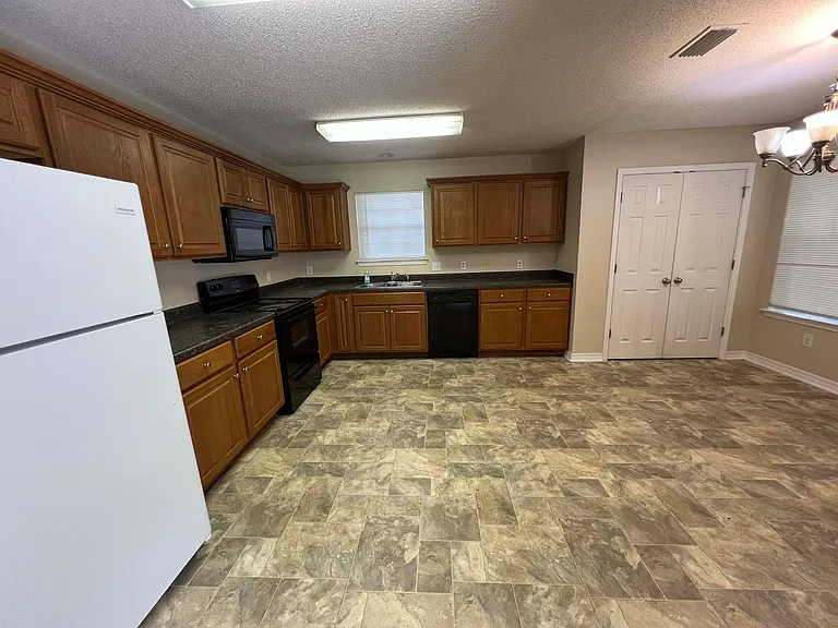 1823 W Rachael Dr — Photo 4