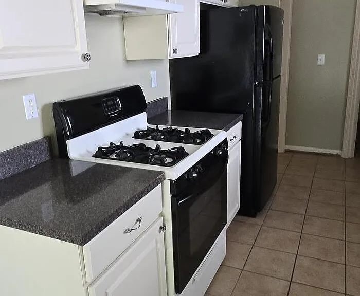 953 Sentry Ct — Photo 7