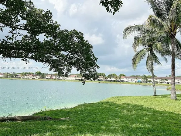 13918 SW 172nd Ter #200, Miami, FL 33177