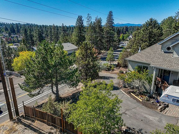 4th image of NW Portland Ave Lot 19