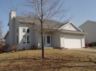 5714 Blacksmith Ln, Madison, WI 53716