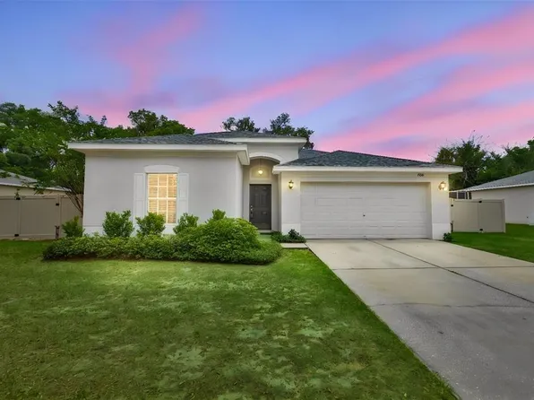 708 Coade Stone Dr, Seffner, FL 33584