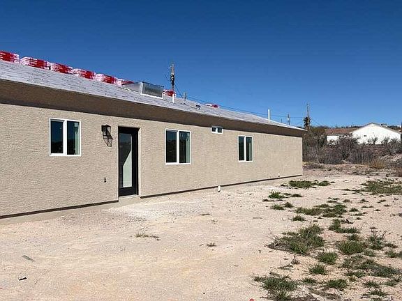 2nd image of 383 Via Aloe Vera