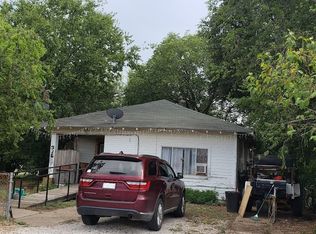 916 SE 5th St, Mineral Wells, TX 76067