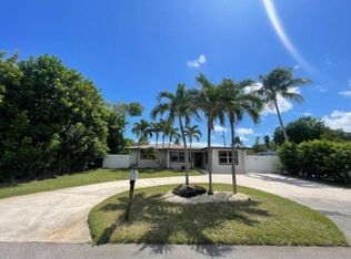 250 NW 11th St, Boca Raton, FL 33432