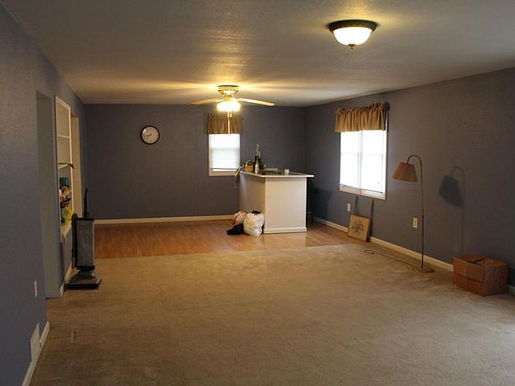 4th image of 120 Dickerson St