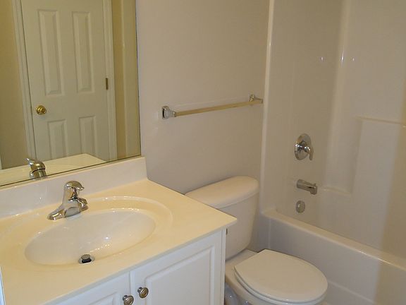 Bath with entrance to 2nd BR